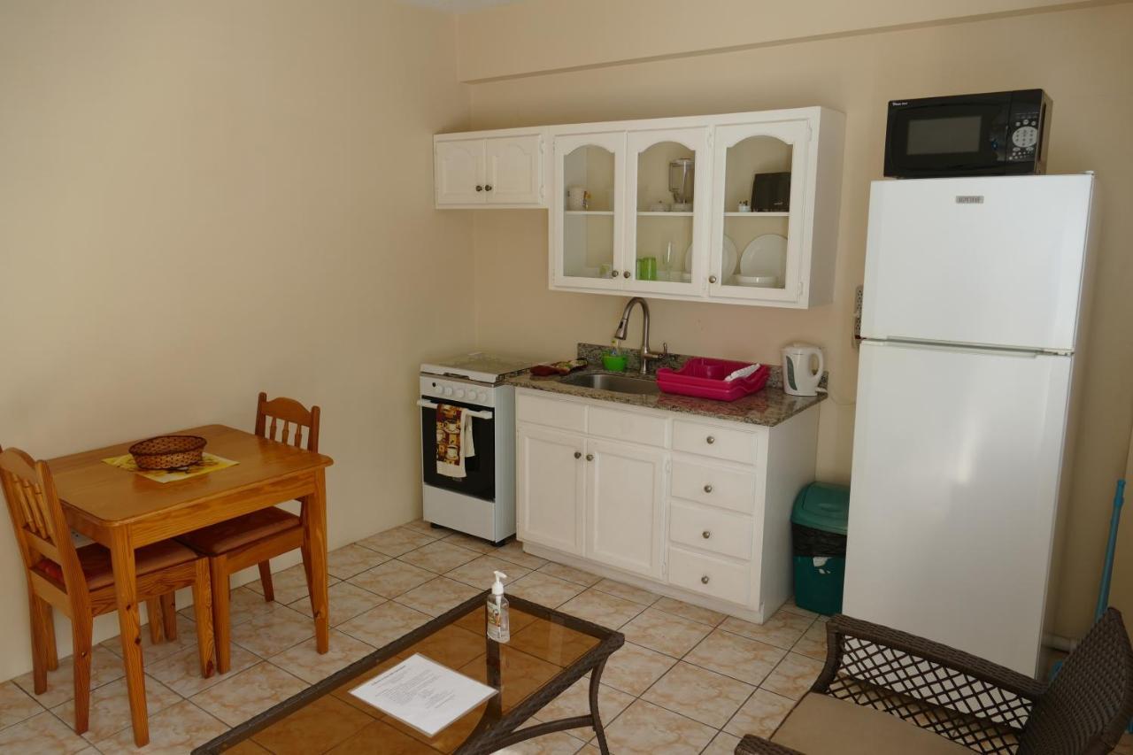 Bascombe Apartments Кингстаун Екстериор снимка