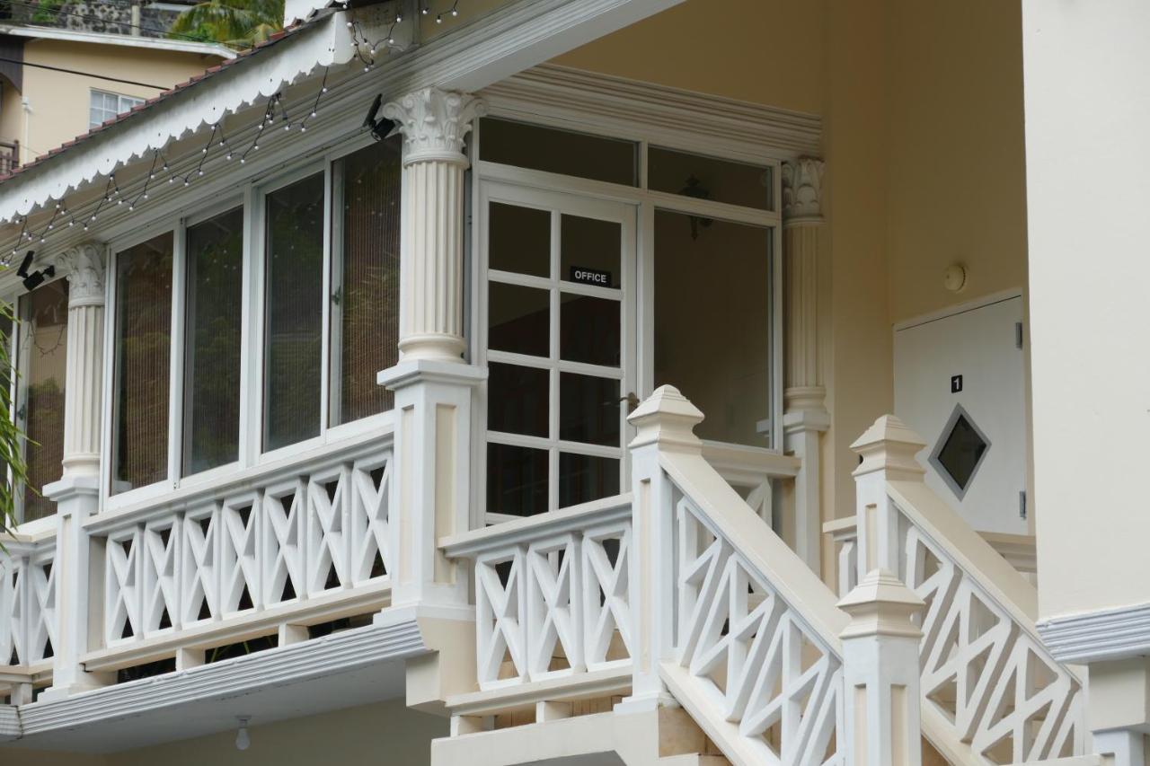 Bascombe Apartments Кингстаун Екстериор снимка